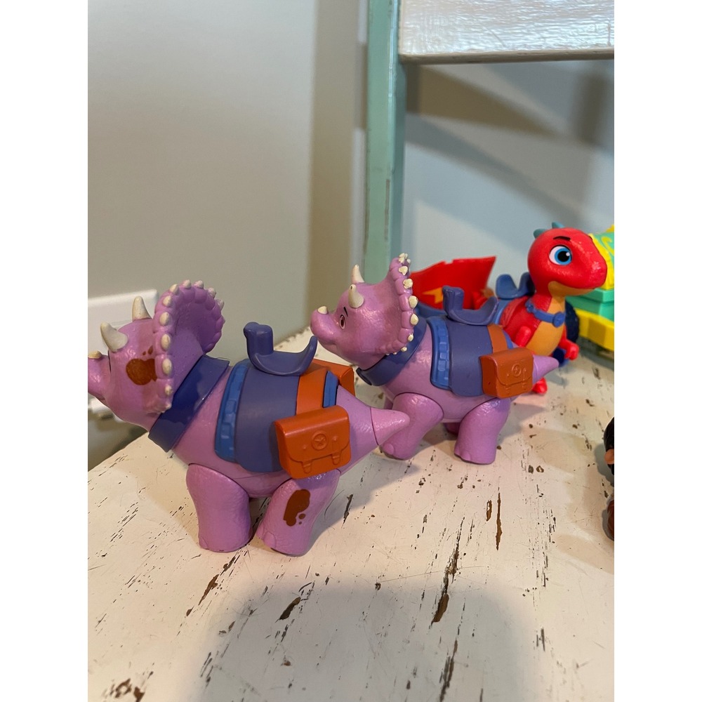 Disney Jr Dino Ranch Toys Lot Action Figures Dinosaurs Chariot Ranchers Cart - Picture 6 of 11